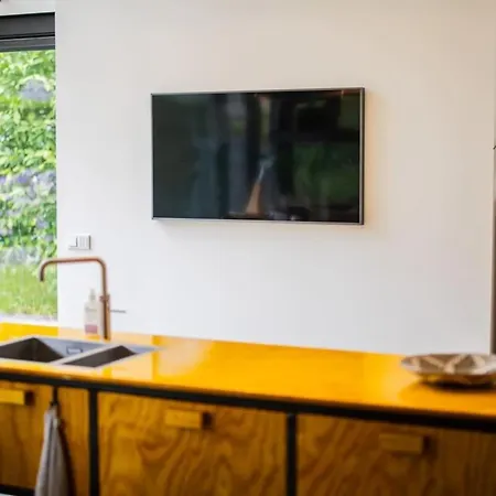 Fabulous 4 Bedroom - Ks10 Vakantiehuis Eindhoven