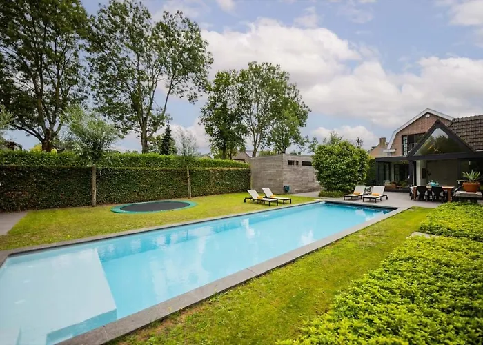 Σπίτι διακοπών Fabulous 4 Bedroom - Ks10 Αϊντχόφεν