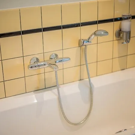 Feriehus Fabulous 4 Bedroom - Ks10