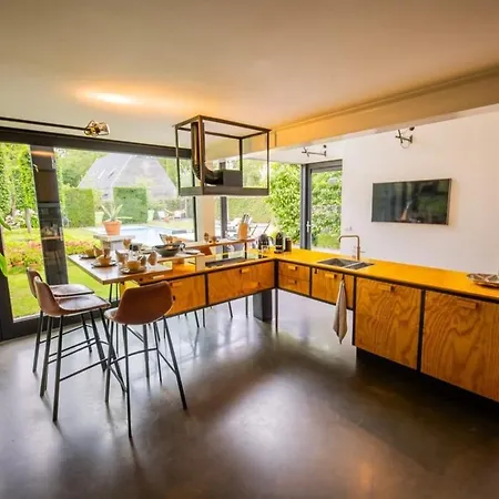 Fabulous 4 Bedroom - Ks10