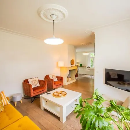 Casa de Férias Fabulous 4 Bedroom - Ks10 Eindhoven
