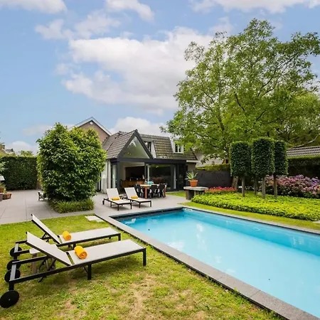 Casa de Férias Fabulous 4 Bedroom - Ks10