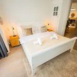 Fabulous 4 Bedroom - Ks10 *