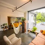 Fabulous 4 Bedroom - Ks10 Holiday home *