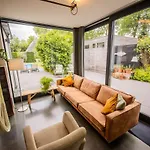 Holiday home Fabulous 4 Bedroom - Ks10