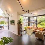 Fabulous 4 Bedroom - Ks10 Holiday home Eindhoven