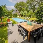 Fabulous 4 Bedroom - Ks10 Holiday home