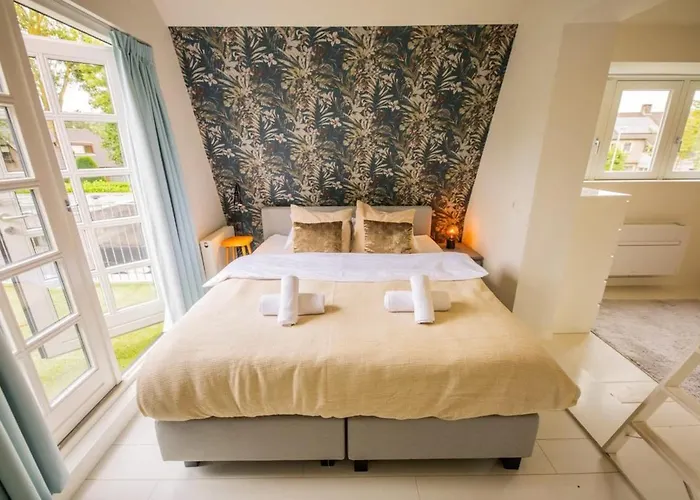 Vakantiehuis Fabulous 4 Bedroom - Ks10