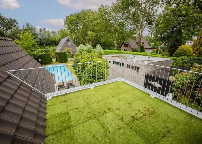 Vakantiehuis Fabulous 4 Bedroom - Ks10