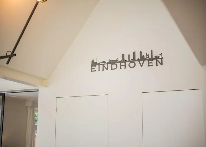 Vakantiehuis Fabulous 4 Bedroom - Ks10 *